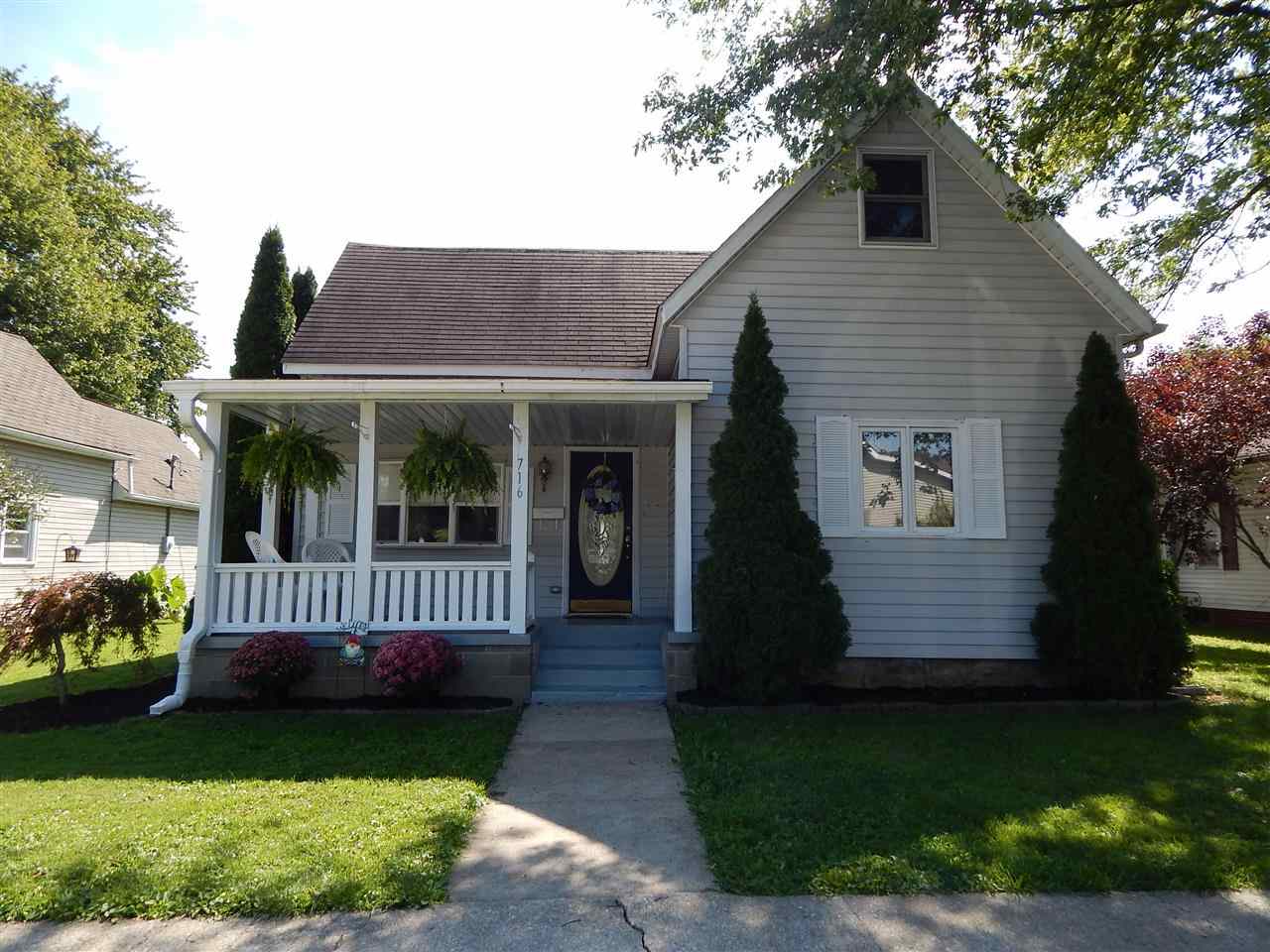 716 Lehigh St, Mitchell, IN 47446 photo 1