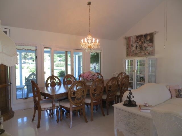 515 Wayne Dr, Kendallville, IN 46755 photo 2