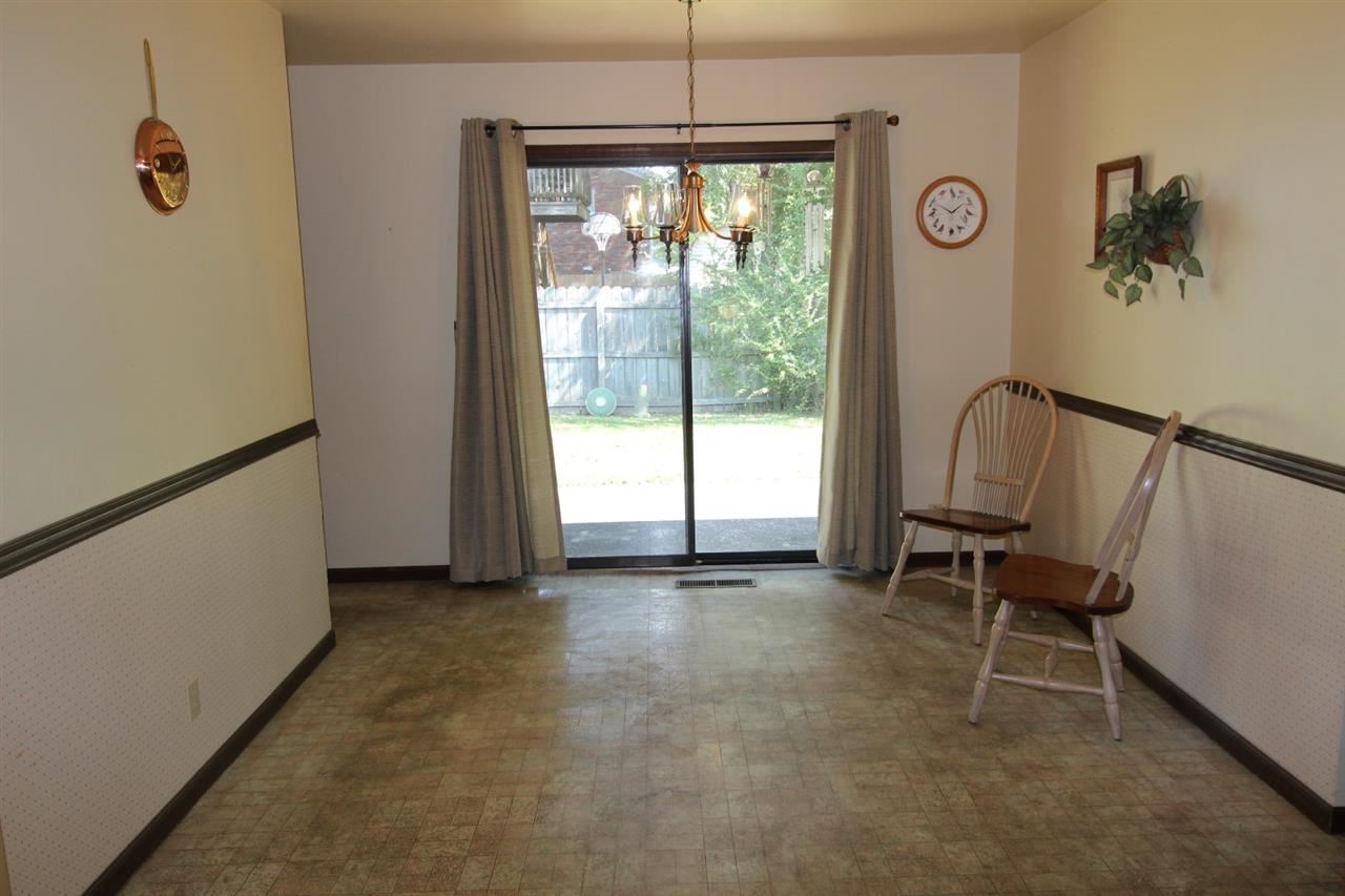 7511 Rock Creek Ln, Evansville, IN 47711 photo 6
