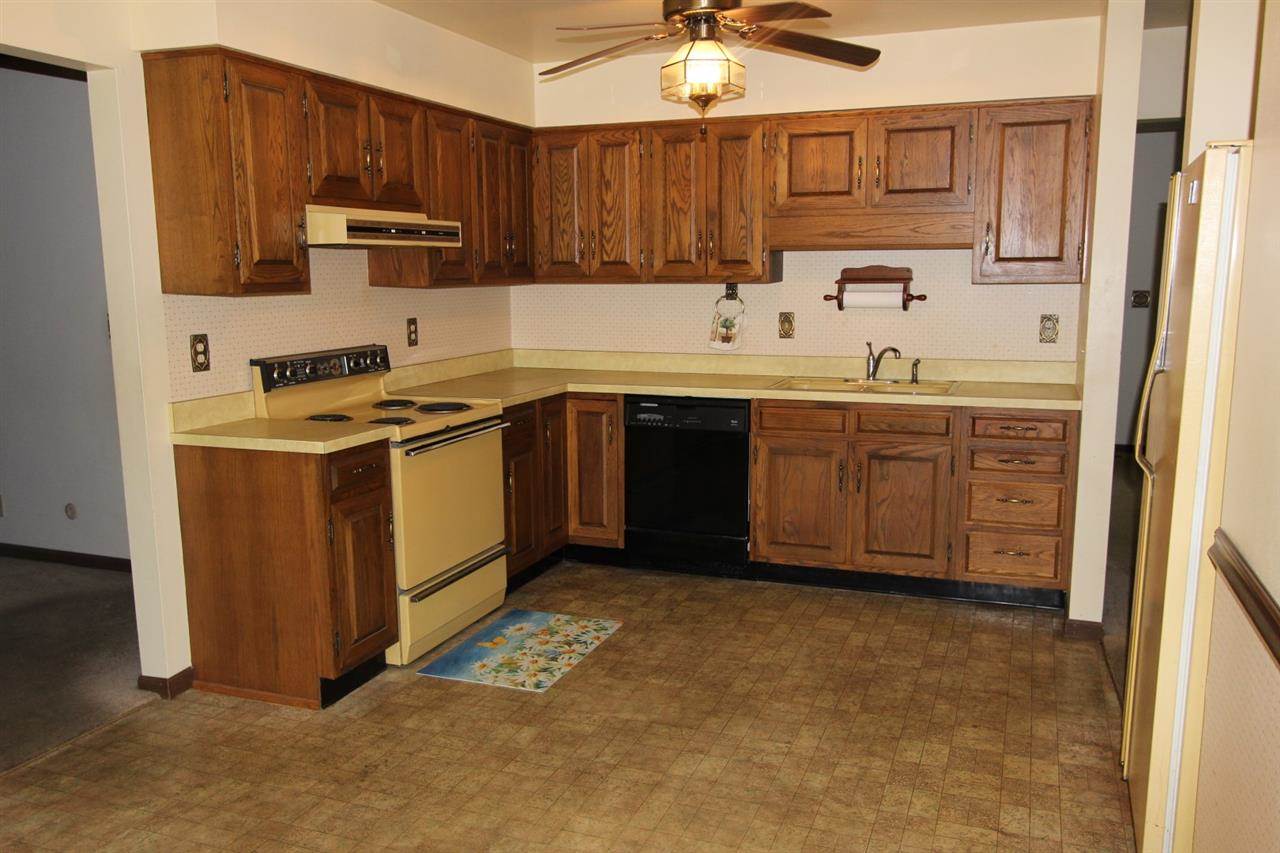 7511 Rock Creek Ln, Evansville, IN 47711 photo 5