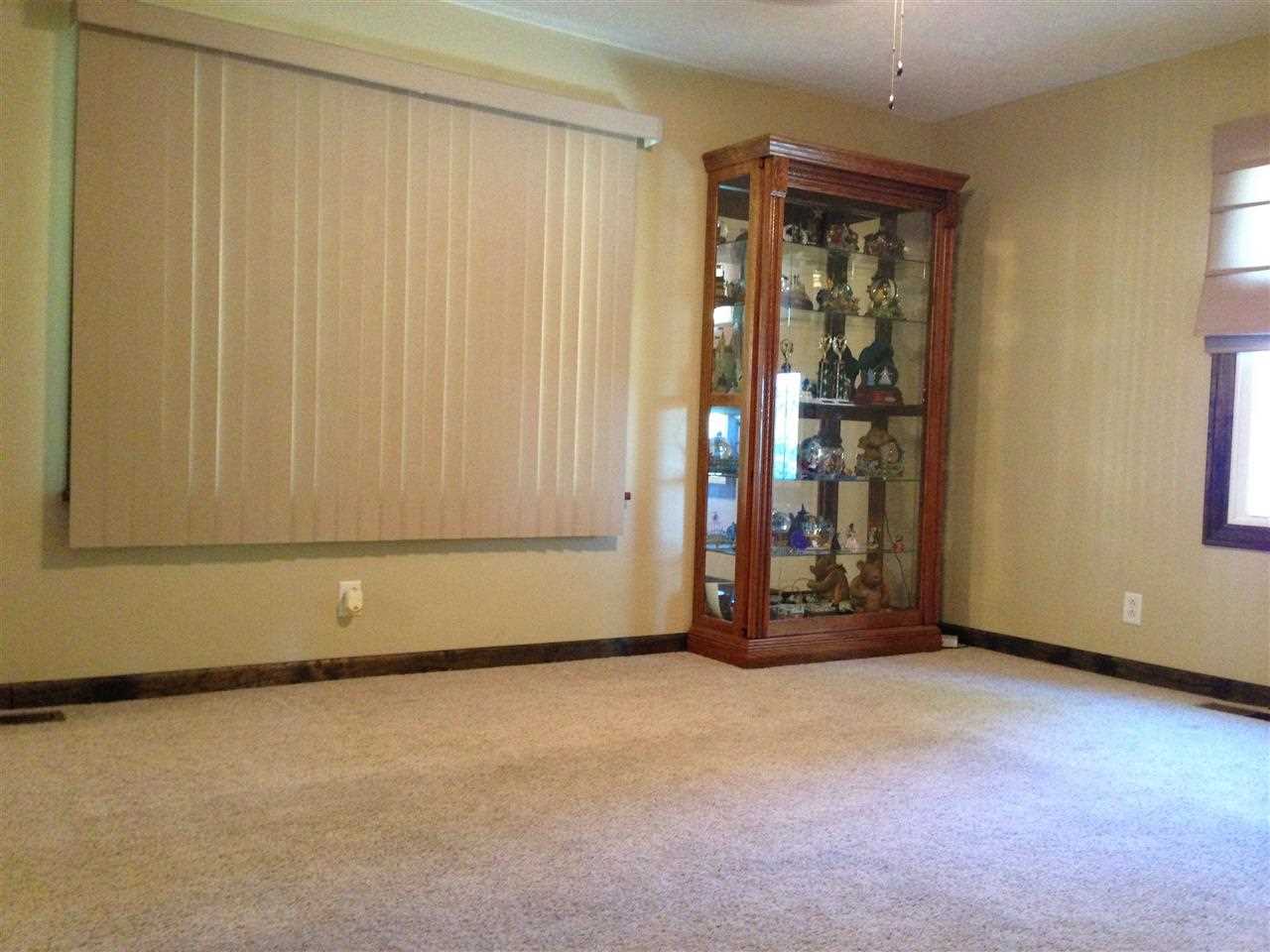 1175 W Popcorn, Bloomington, IN 47403 photo 3