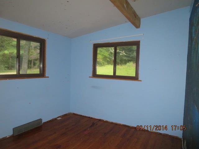9904 Hillview Dr, Evansville, IN 47720 photo 2