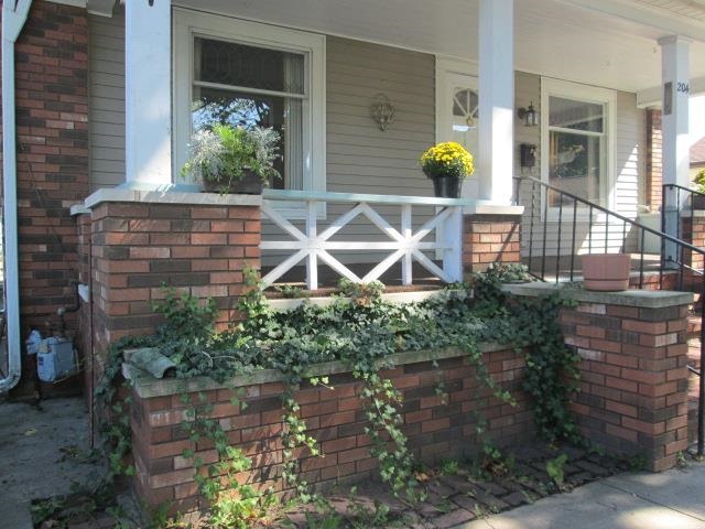 204 S Cottage Ave, Goshen, IN 46528 photo 2