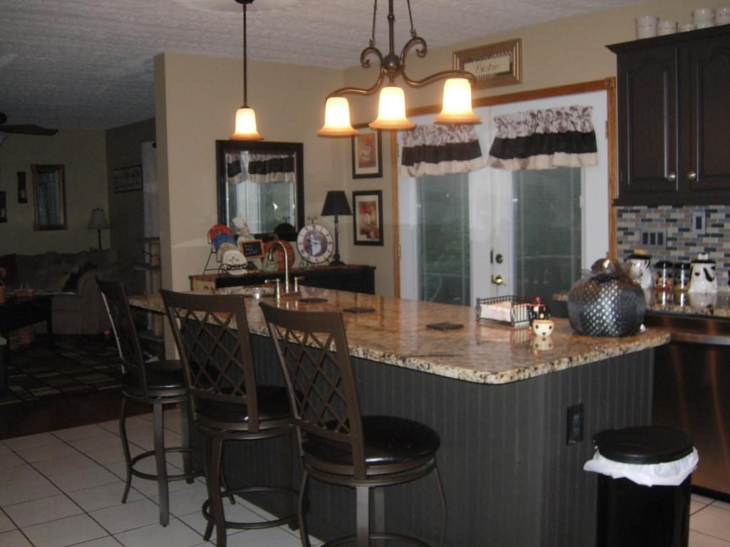 427 Country Est, Mitchell, IN 47446 photo 7