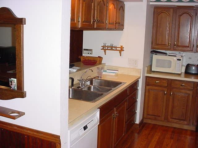 308 E Harrison St, Wakarusa, IN 46573 photo 14