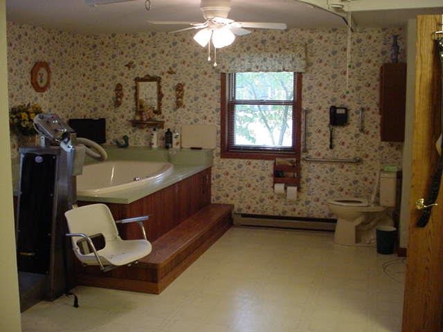 308 E Harrison St, Wakarusa, IN 46573 photo 23