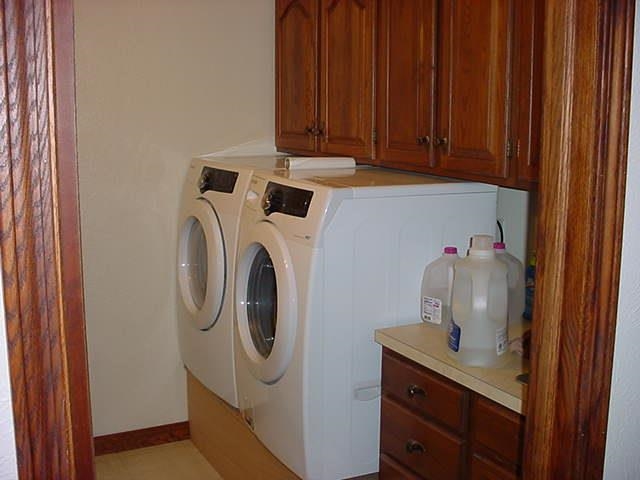 308 E Harrison St, Wakarusa, IN 46573 photo 17