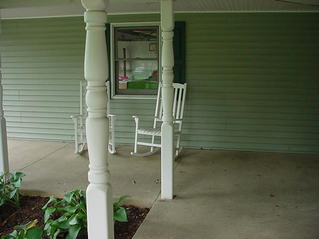 308 E Harrison St, Wakarusa, IN 46573 photo 11