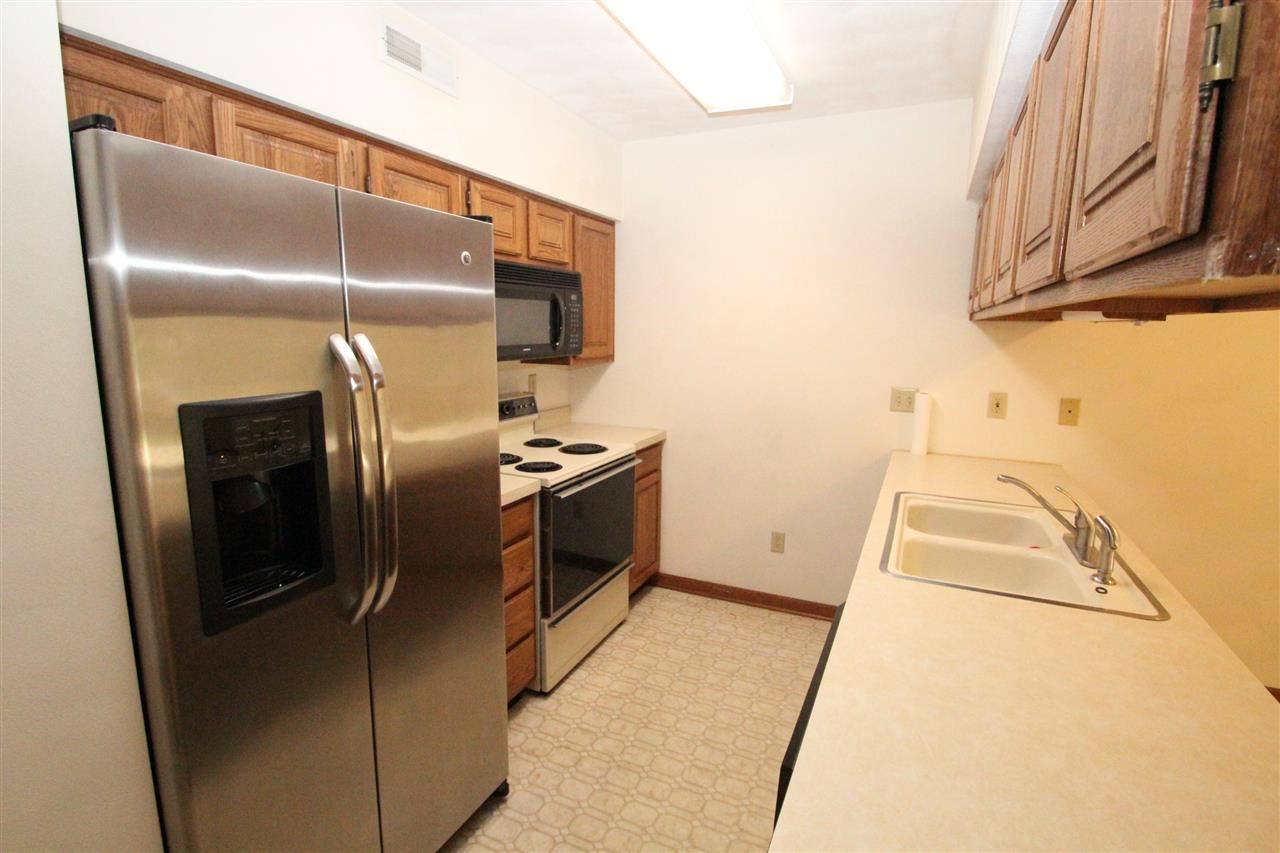 308 Doral Park Dr, Kokomo, IN 46901 photo 3