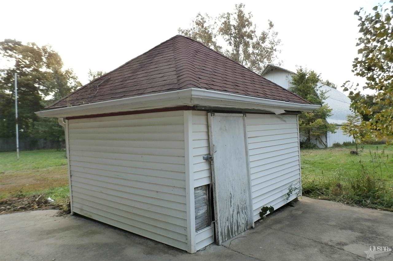 4120 Bostick Rd, Fort Wayne, IN 46816 photo 4
