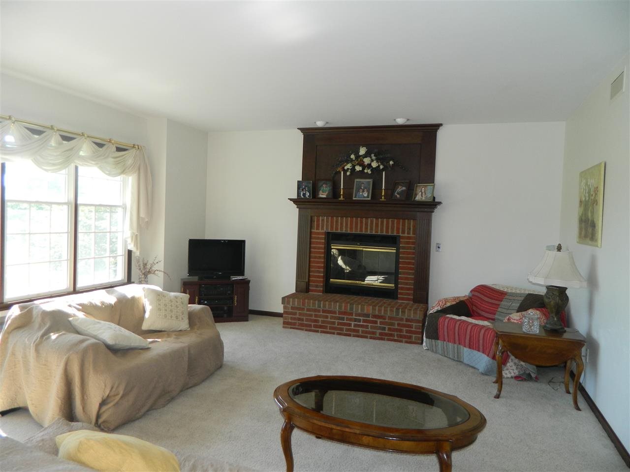 1925 W Primrose Ct, Warsaw, IN 46580 photo 6