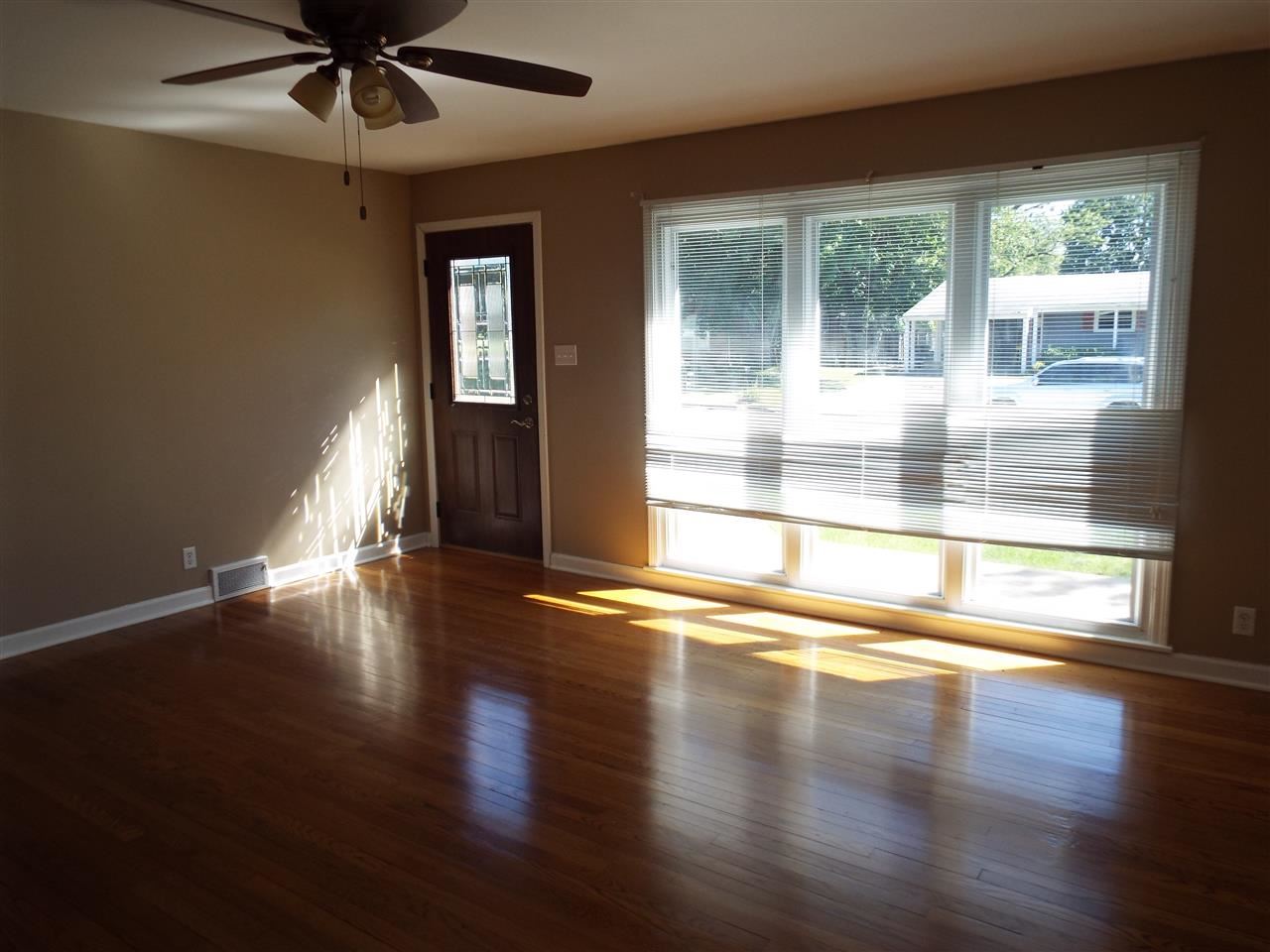 3014 Blossom Ln, Evansville, IN 47711 photo 8