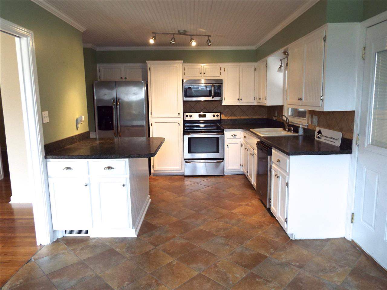 3014 Blossom Ln, Evansville, IN 47711 photo 6