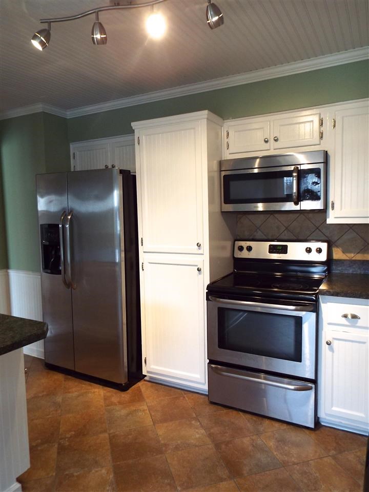 3014 Blossom Ln, Evansville, IN 47711 photo 5