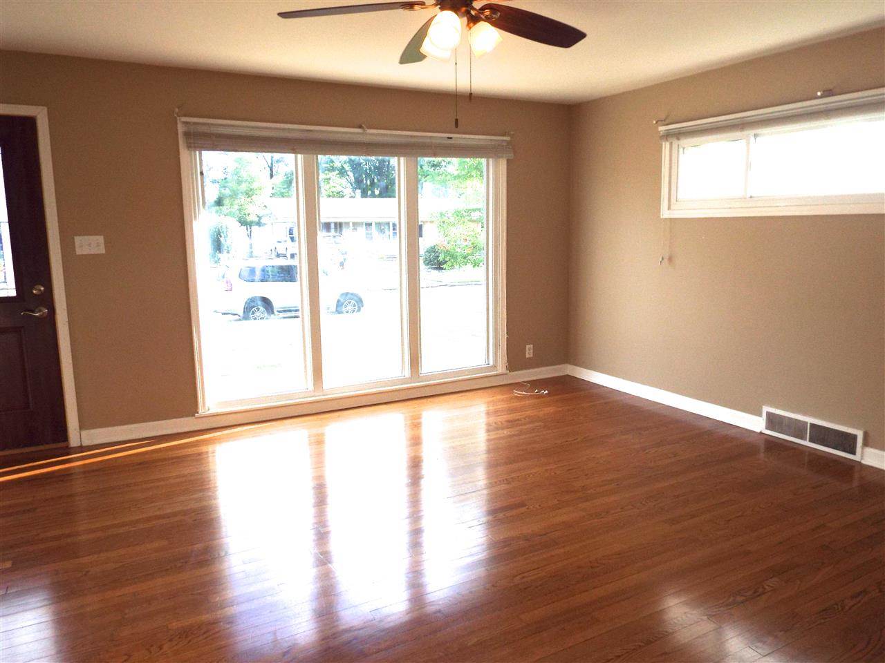3014 Blossom Ln, Evansville, IN 47711 photo 3
