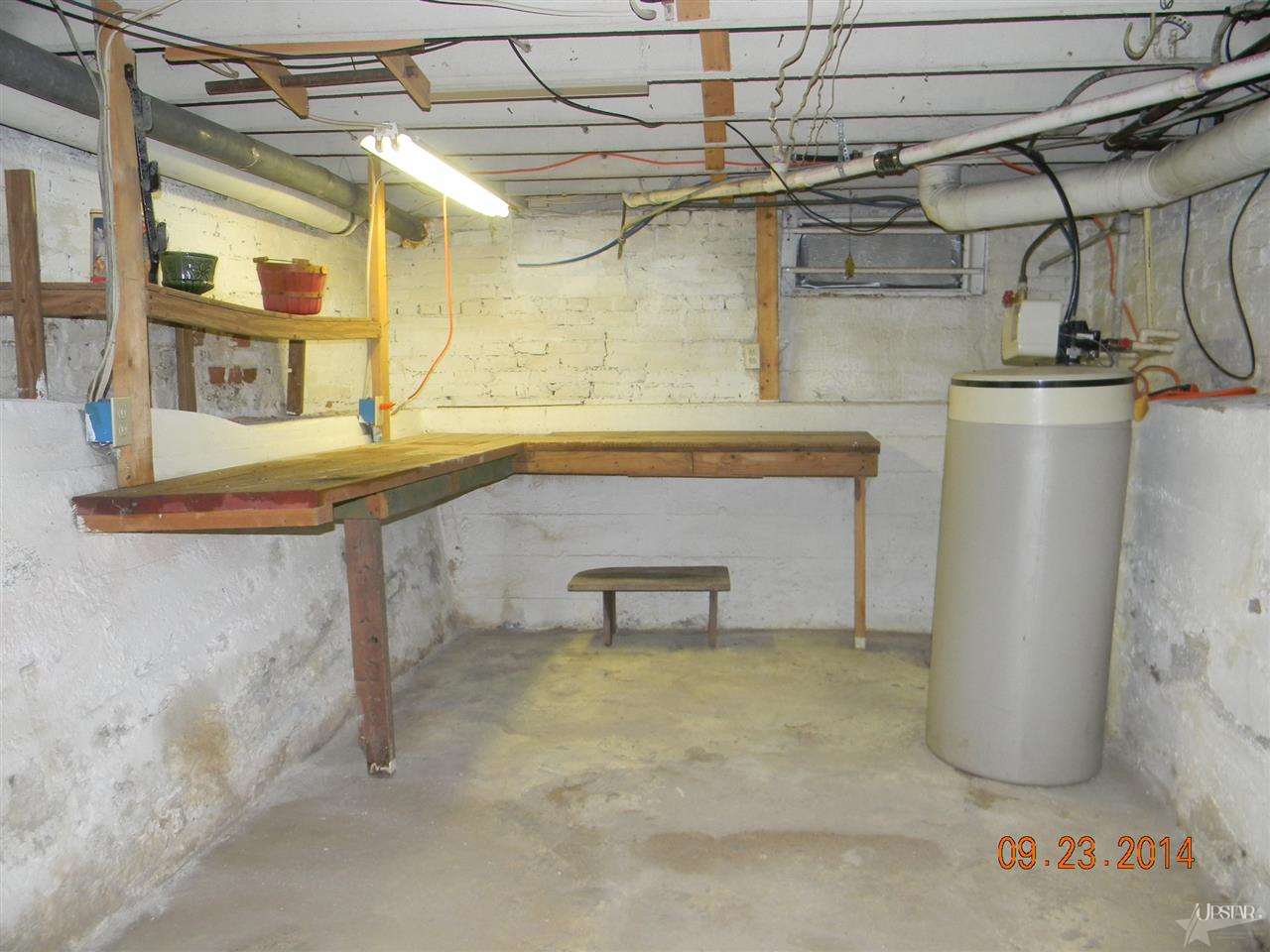 401 Mercer St, Ligonier, IN 46767 photo 8