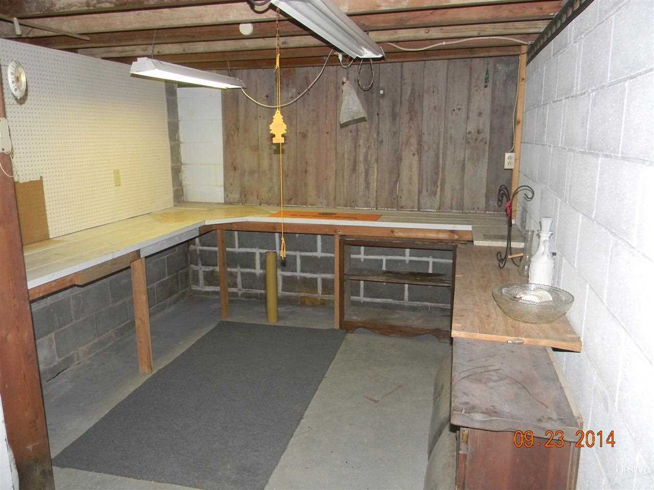401 Mercer St, Ligonier, IN 46767 photo 10