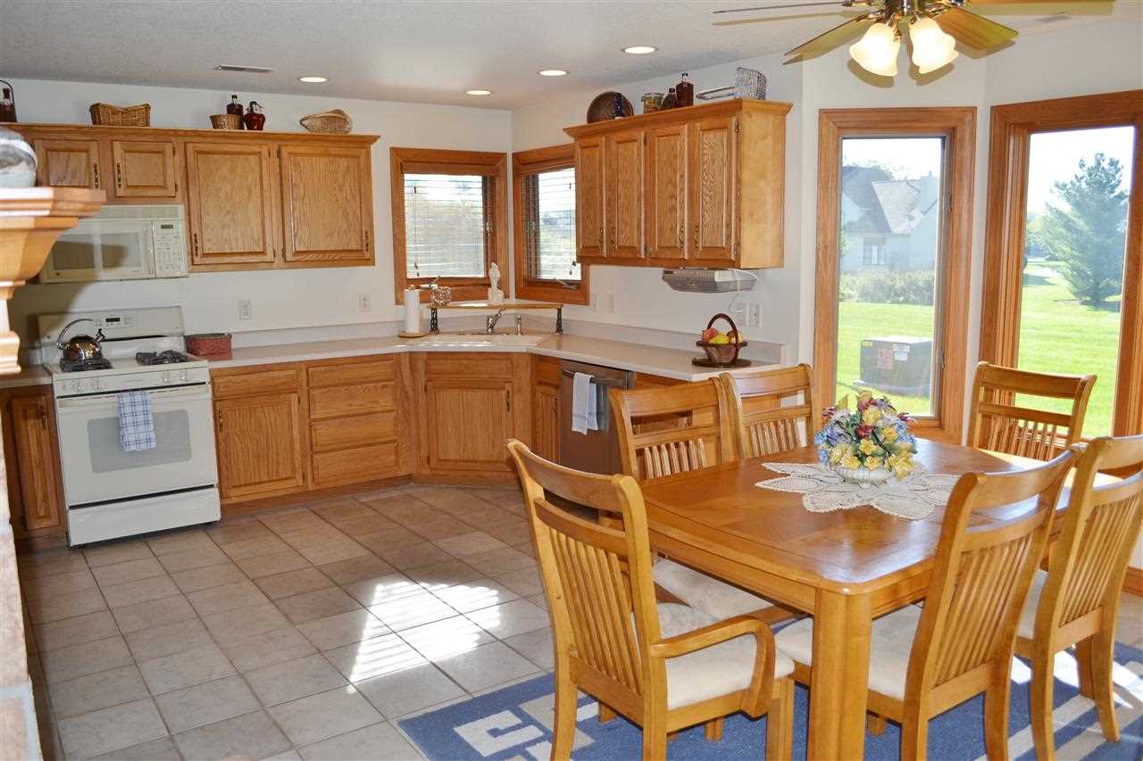 12027 Blaceberry Dr, Fort Wayne, IN 46814 photo 8