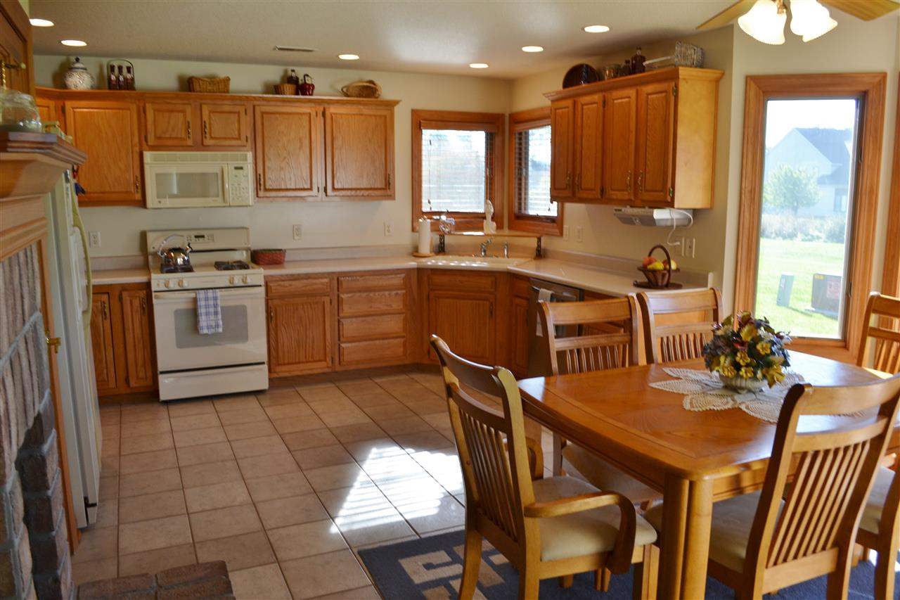 12027 Blaceberry Dr, Fort Wayne, IN 46814 photo 7
