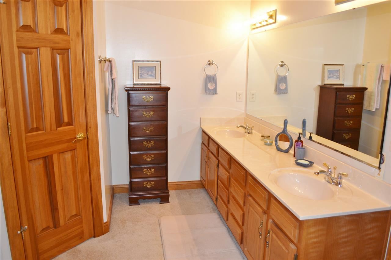12027 Blaceberry Dr, Fort Wayne, IN 46814 photo 13