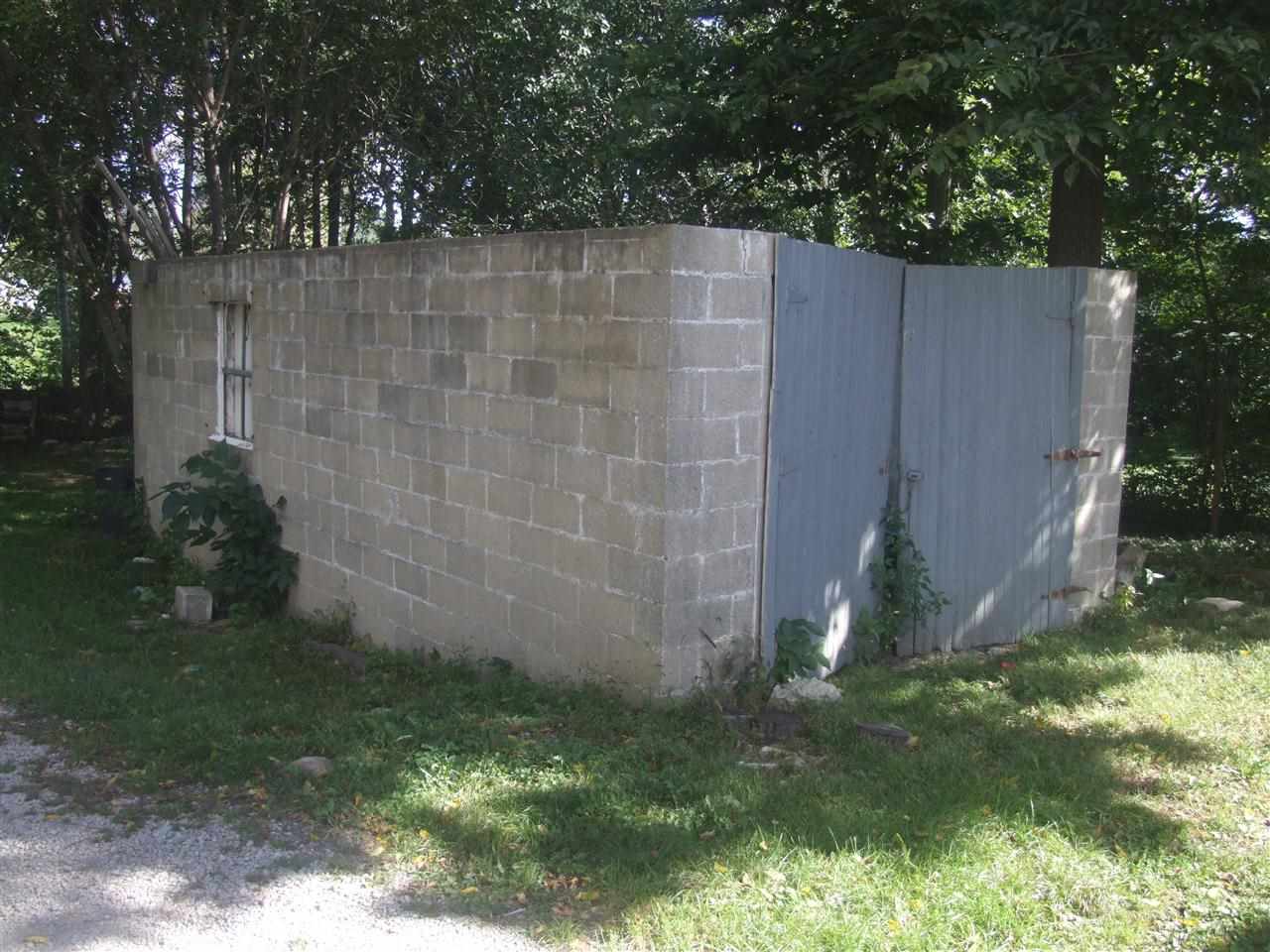 904 W Main St, Muncie, IN 47305 photo 10