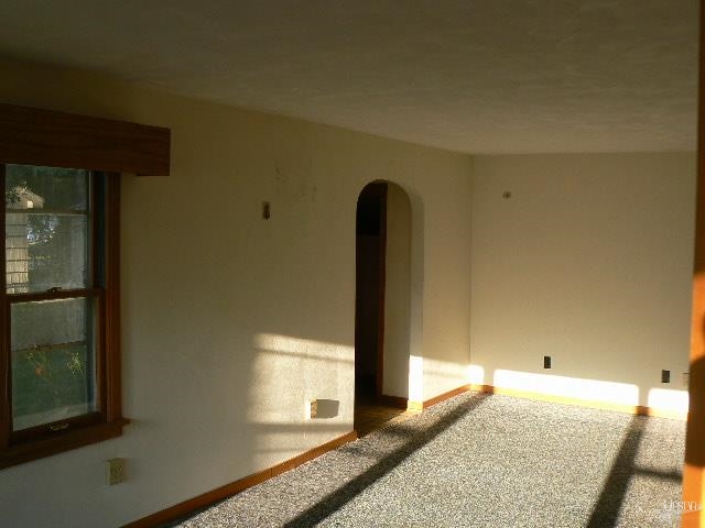 303 Monroe St, Monroeville, IN 46773 photo 5