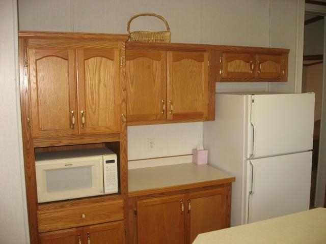 5634 S State Road 10, Knox, IN 46534 photo 13