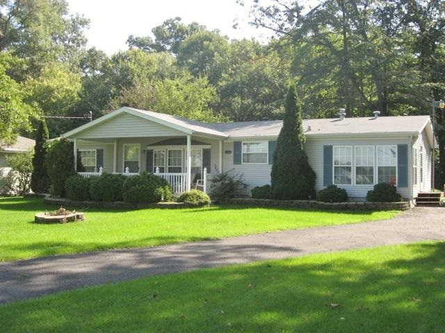 5634 S State Road 10, Knox, IN 46534 photo 1