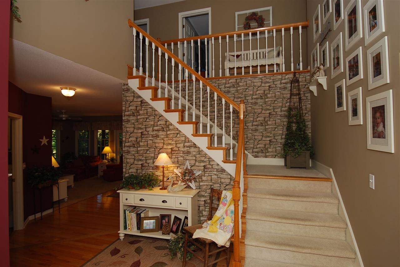 7021 S Club Rd, Ferdinand, IN 47532 photo 2