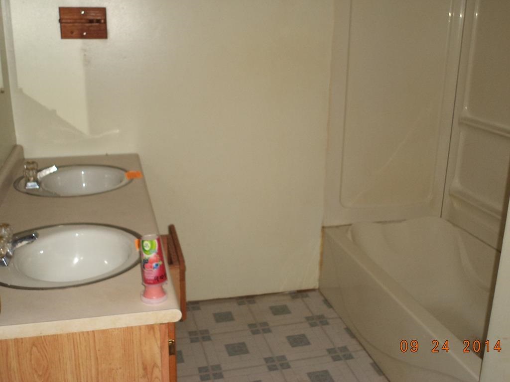 10119 Brummit, Granger, IN 46530 photo 8