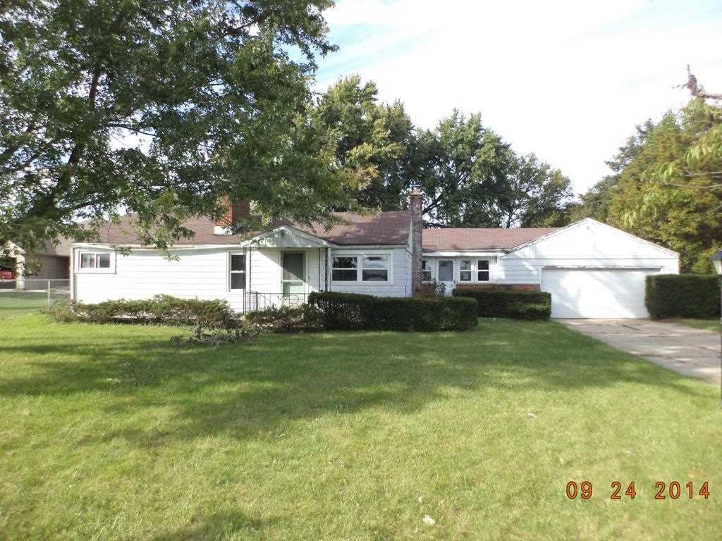 10119 Brummit, Granger, IN 46530 photo 1