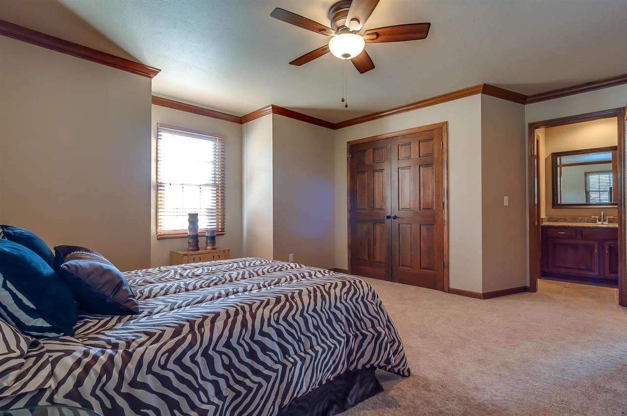 17831 Harbour Town Ct, Granger, IN 46530 photo 24