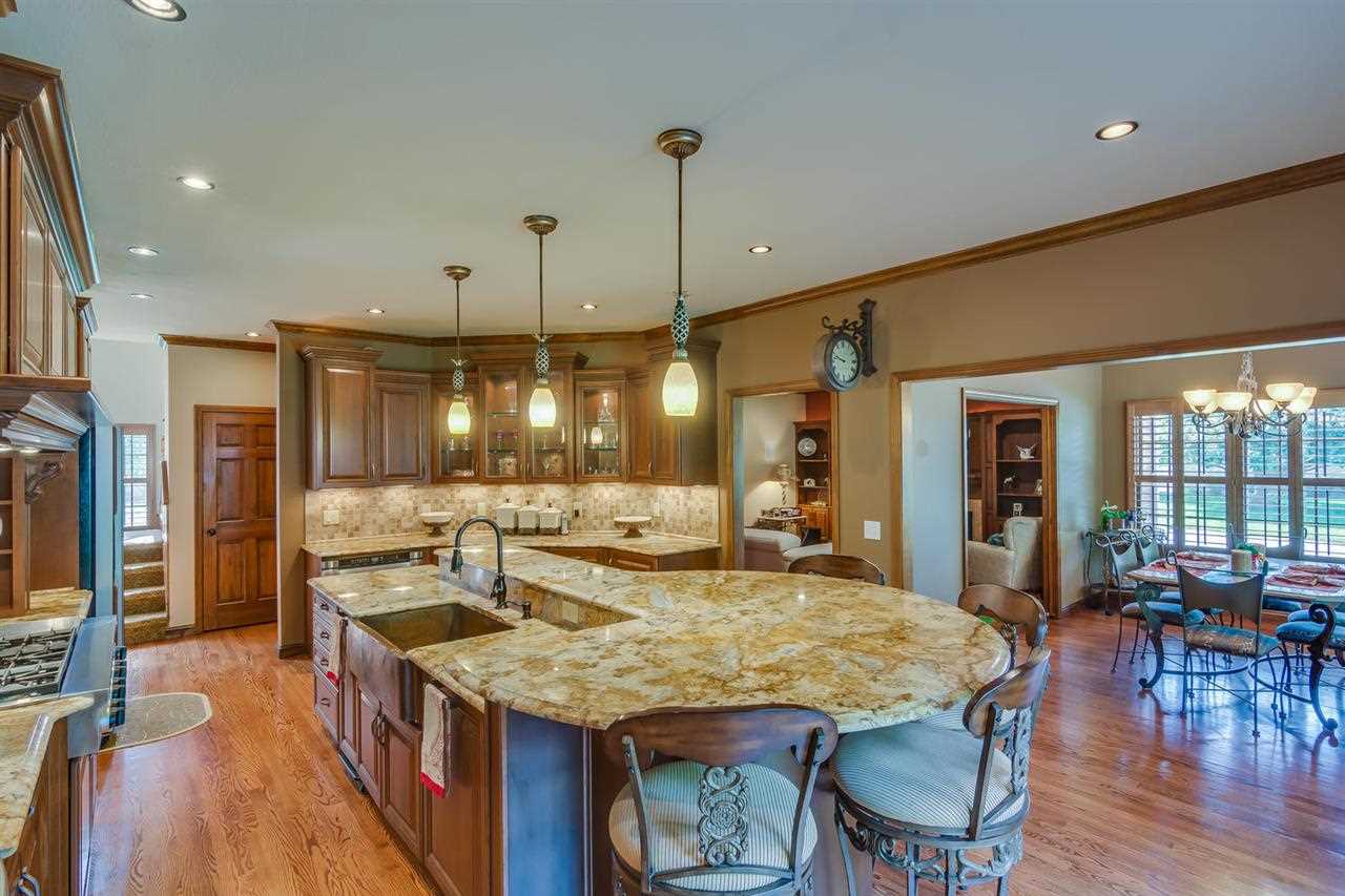 17831 Harbour Town Ct, Granger, IN 46530 photo 7