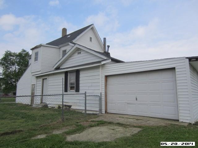 3023 S Gallatin St, Marion, IN 46953 photo 2