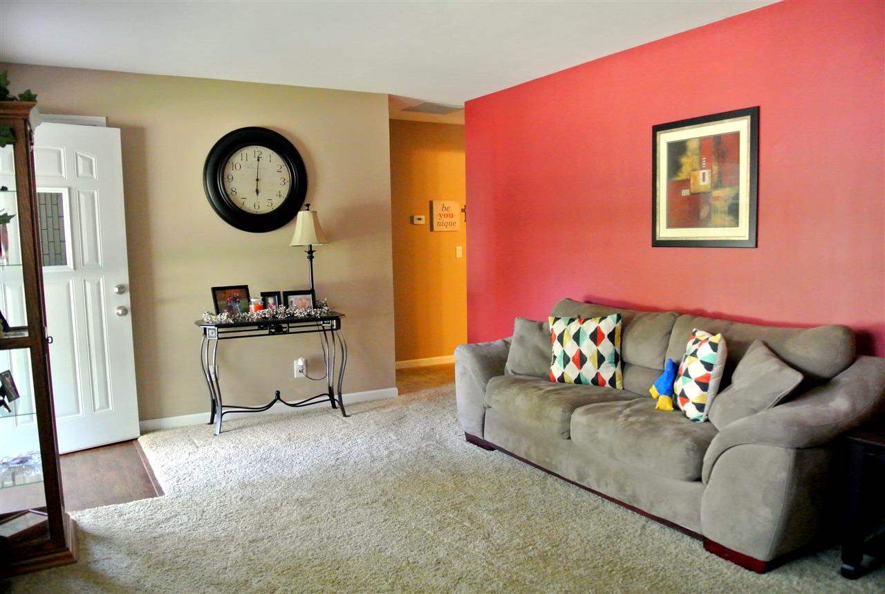 309 Redwood Ct, Kokomo, IN 46902 photo 2