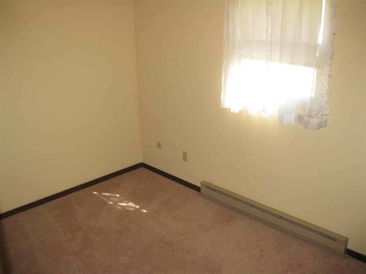 403 Alamosa Dr, Kendallville, IN 46755 photo 6