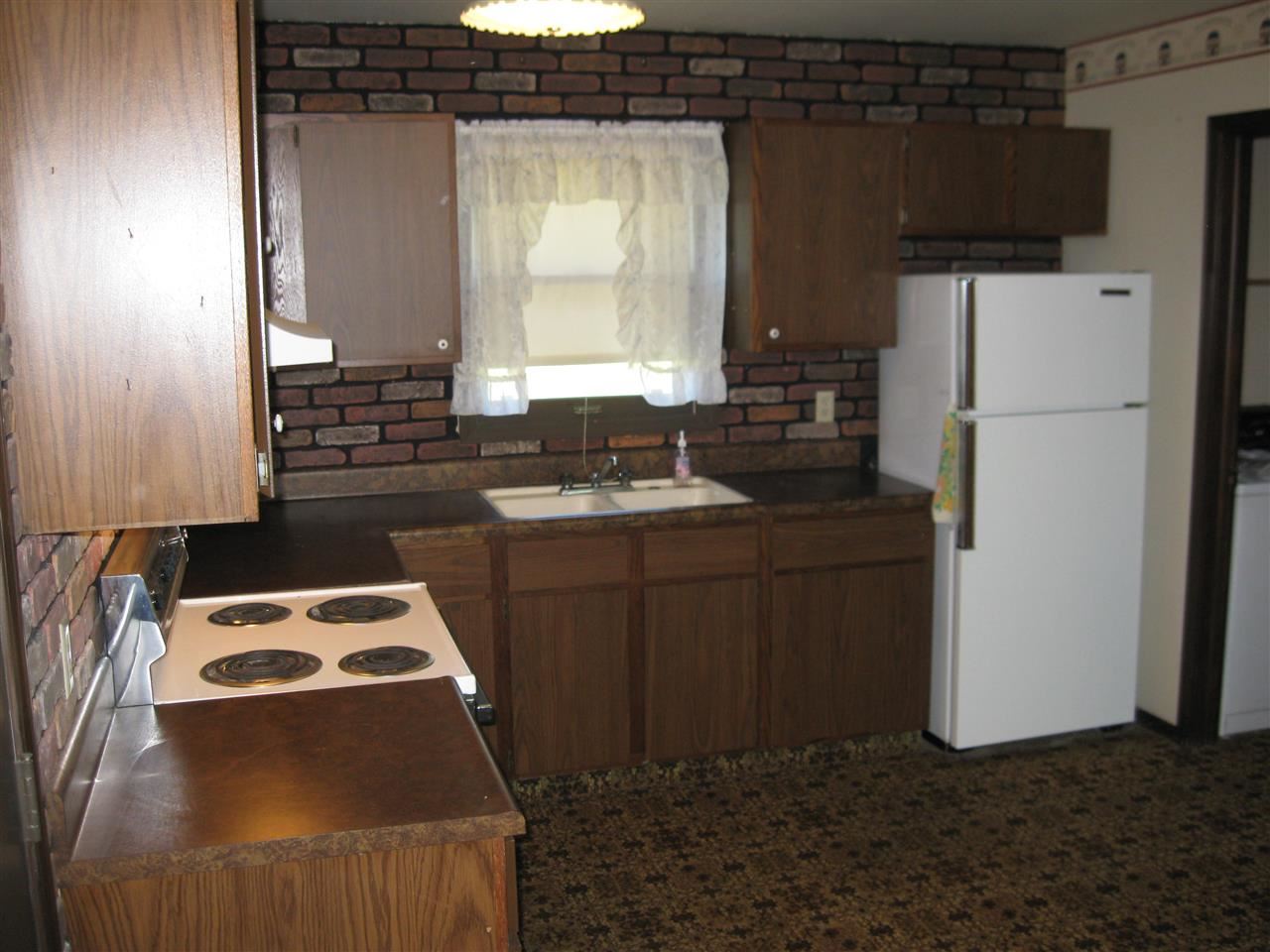 403 Alamosa Dr, Kendallville, IN 46755 photo 9