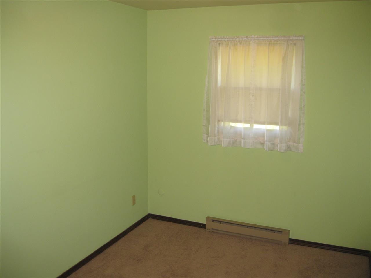 403 Alamosa Dr, Kendallville, IN 46755 photo 5