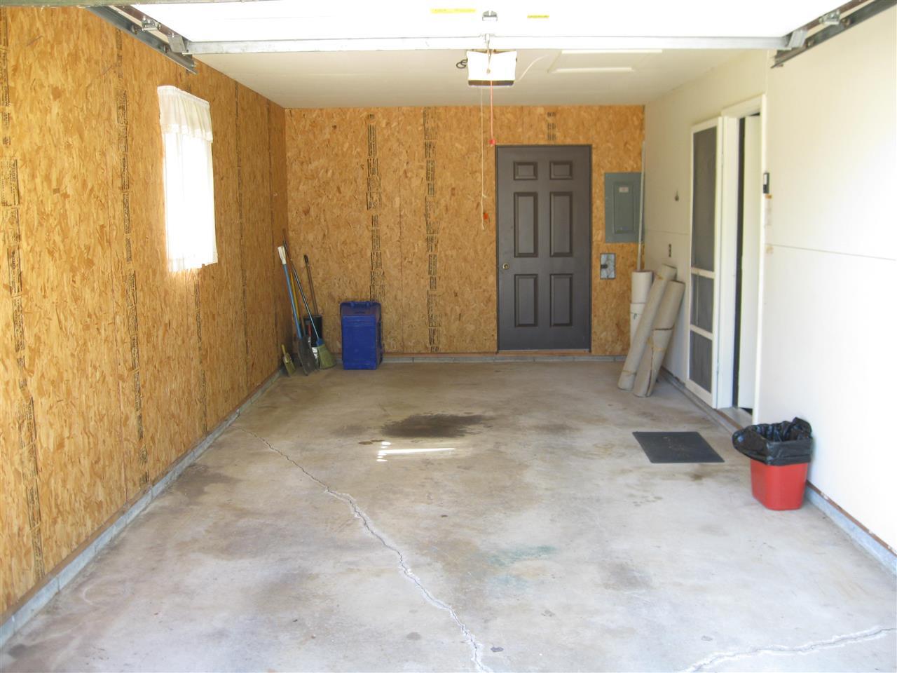 403 Alamosa Dr, Kendallville, IN 46755 photo 13