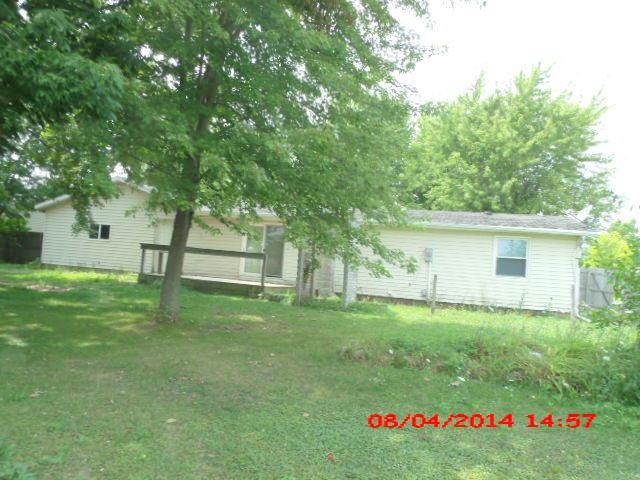4208 Arch Ln, Woodburn, IN 46797 photo 2