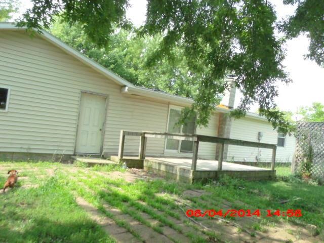 4208 Arch Ln, Woodburn, IN 46797 photo 3