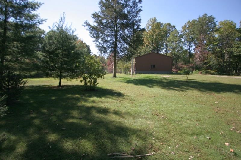 6443 Bledsoe Ln, Loogootee, IN 47553 photo 12