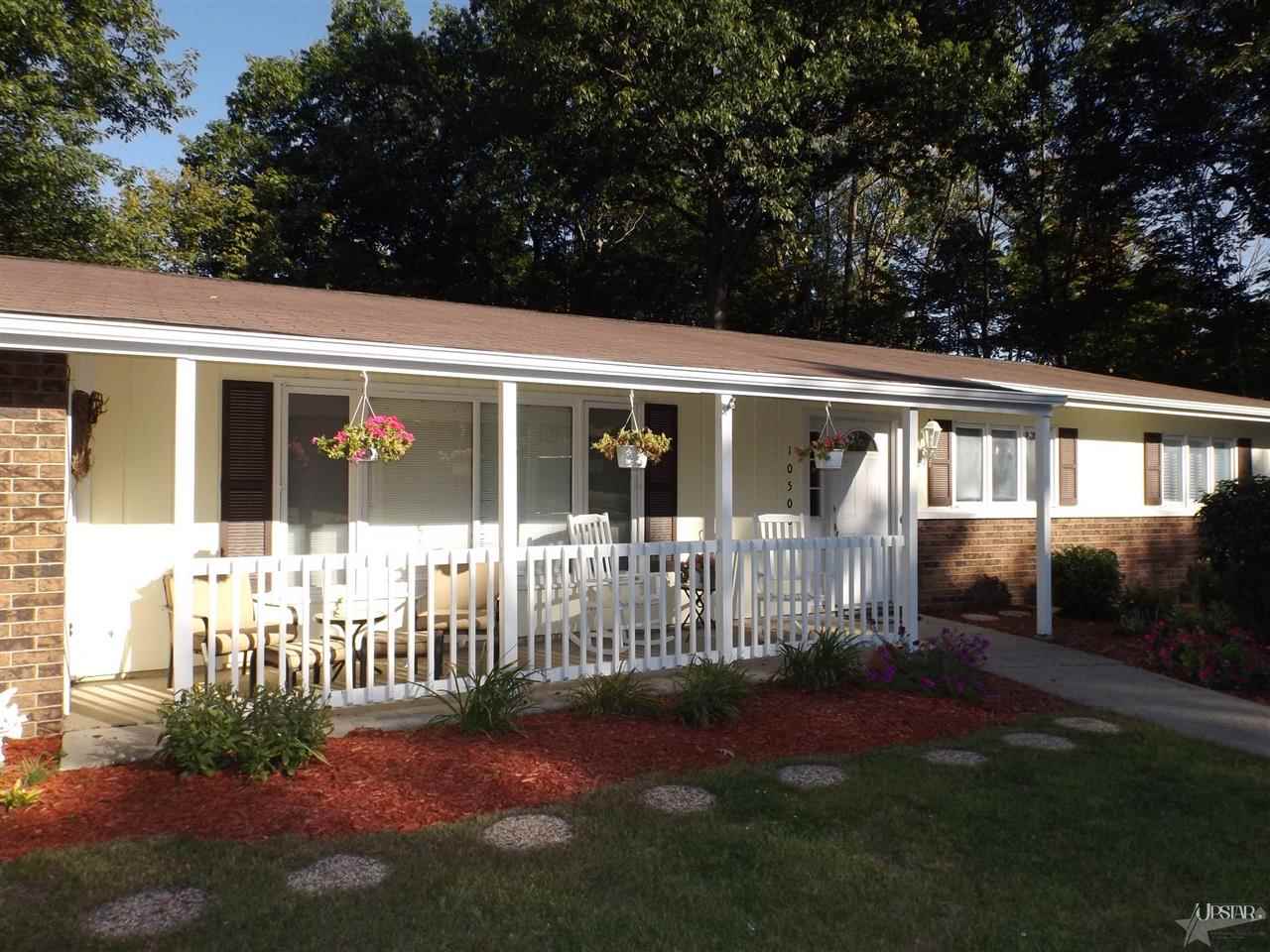 10506 Pine Mills Rd, Fort Wayne, IN 46845 photo 2