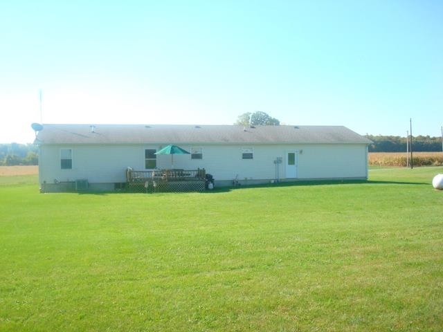 946 W Waits Rd, Kendallville, IN 46755 photo 2