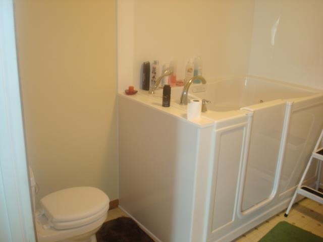 946 W Waits Rd, Kendallville, IN 46755 photo 11
