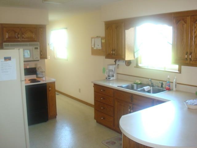 946 W Waits Rd, Kendallville, IN 46755 photo 6