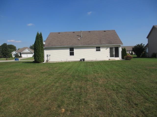 58071 Hooley Dr, Goshen, IN 46528 photo 3