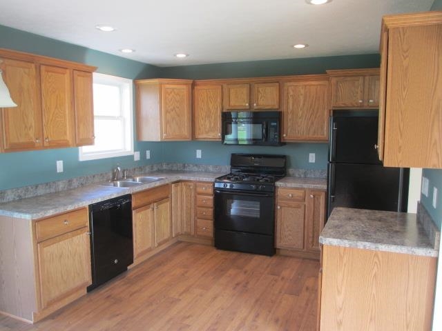 58071 Hooley Dr, Goshen, IN 46528 photo 6