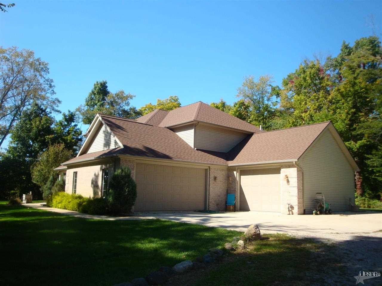 5377 E Baseline Rd, Avilla, IN 46710 photo 4