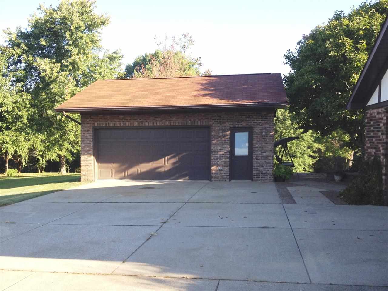 5169 Char Mar Ln, Evansville, IN 47720 photo 3